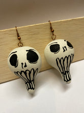 Load image into Gallery viewer, Skull gourd earrings
